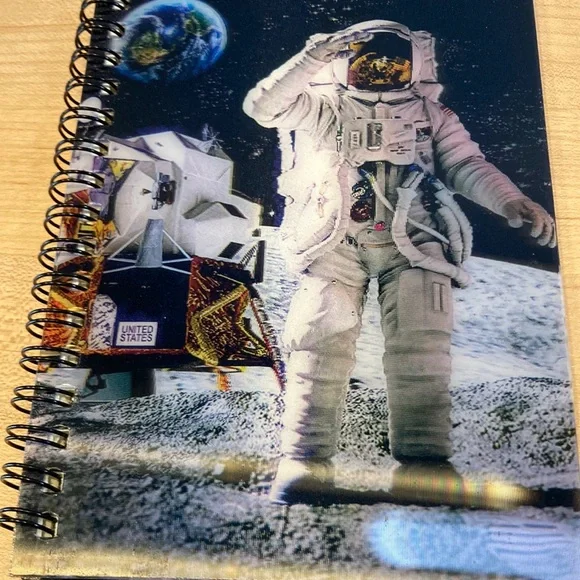 10 VINTAGE NASA POSTCARDS: KENNEDY SPACE CENTER FLORIDA.  PLUS BONUS!! - Picture 2 of 12